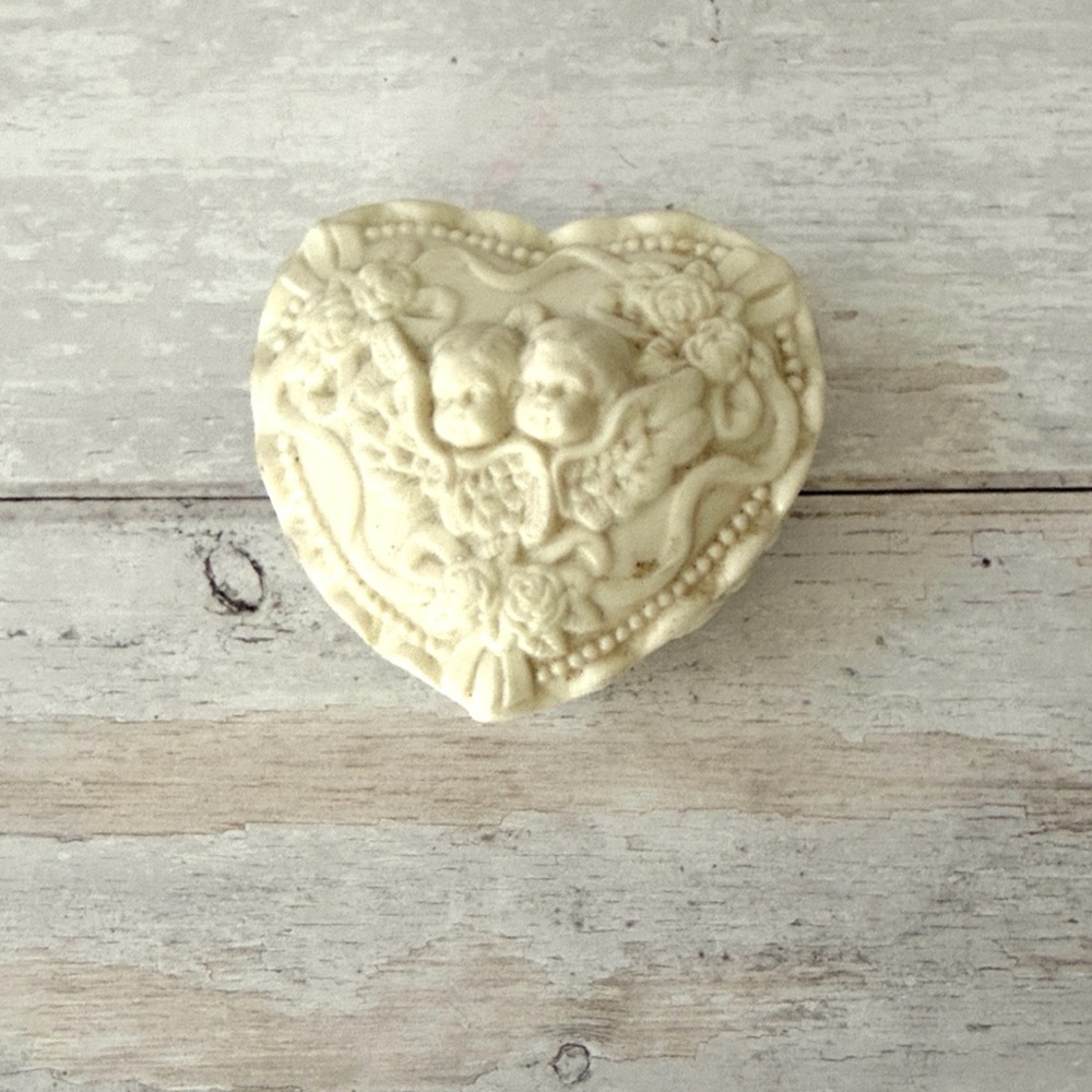 Vintage Cherub Baby Angel Jewelry Box Catchall Ceramic Heart Shaped Container